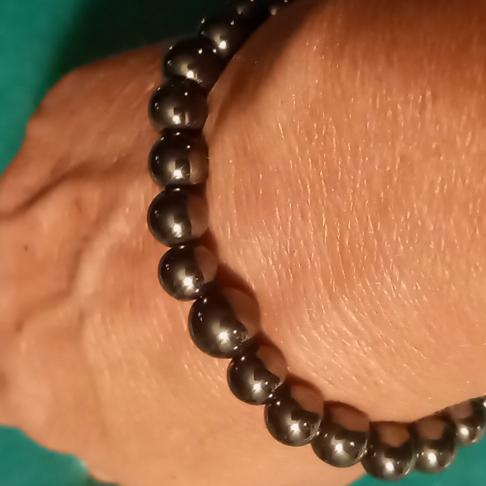 Men's XL Hermitite natural stone bracelet . Expandable